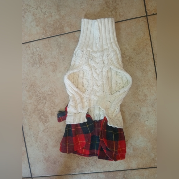 NWOT Sweet School Girl Outfit for Medium Sized Dogs - Picture 2 of 2